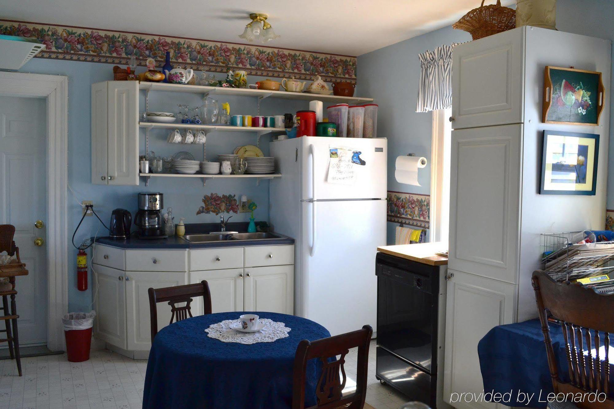 Moore'S Specialties Fundy Bay House Rental Gardner Creek Экстерьер фото